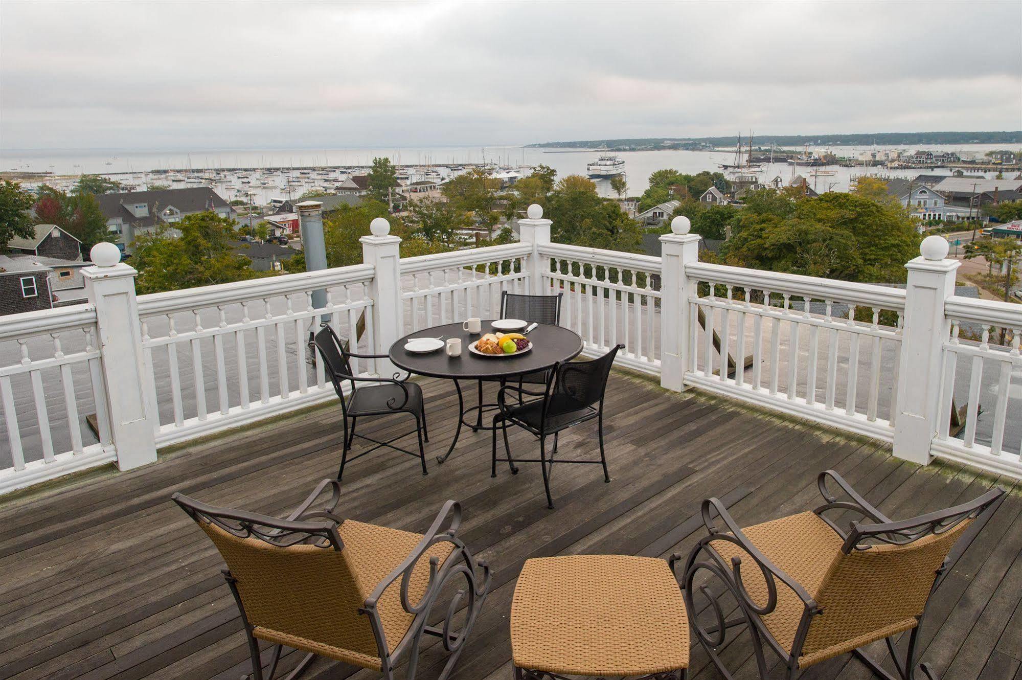 Mansion House Inn Vineyard Haven Exterior foto
